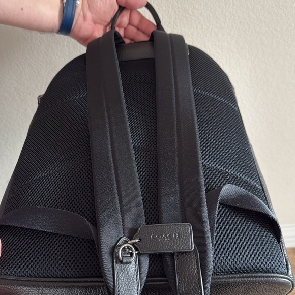 New Coach backpack - Picture 3 of 6